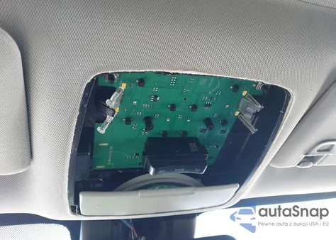 2021 Toyota Sienna Le from USA, damaged, VIN 5TDBRKEC7MS032685